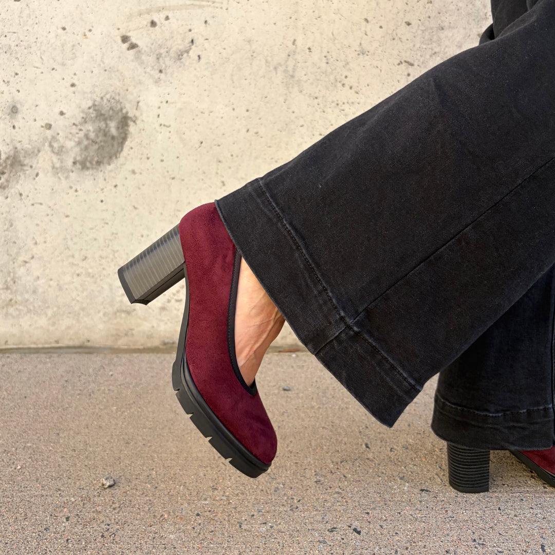 ATELIERS - REESE PUMP IN BORDO SUEDE