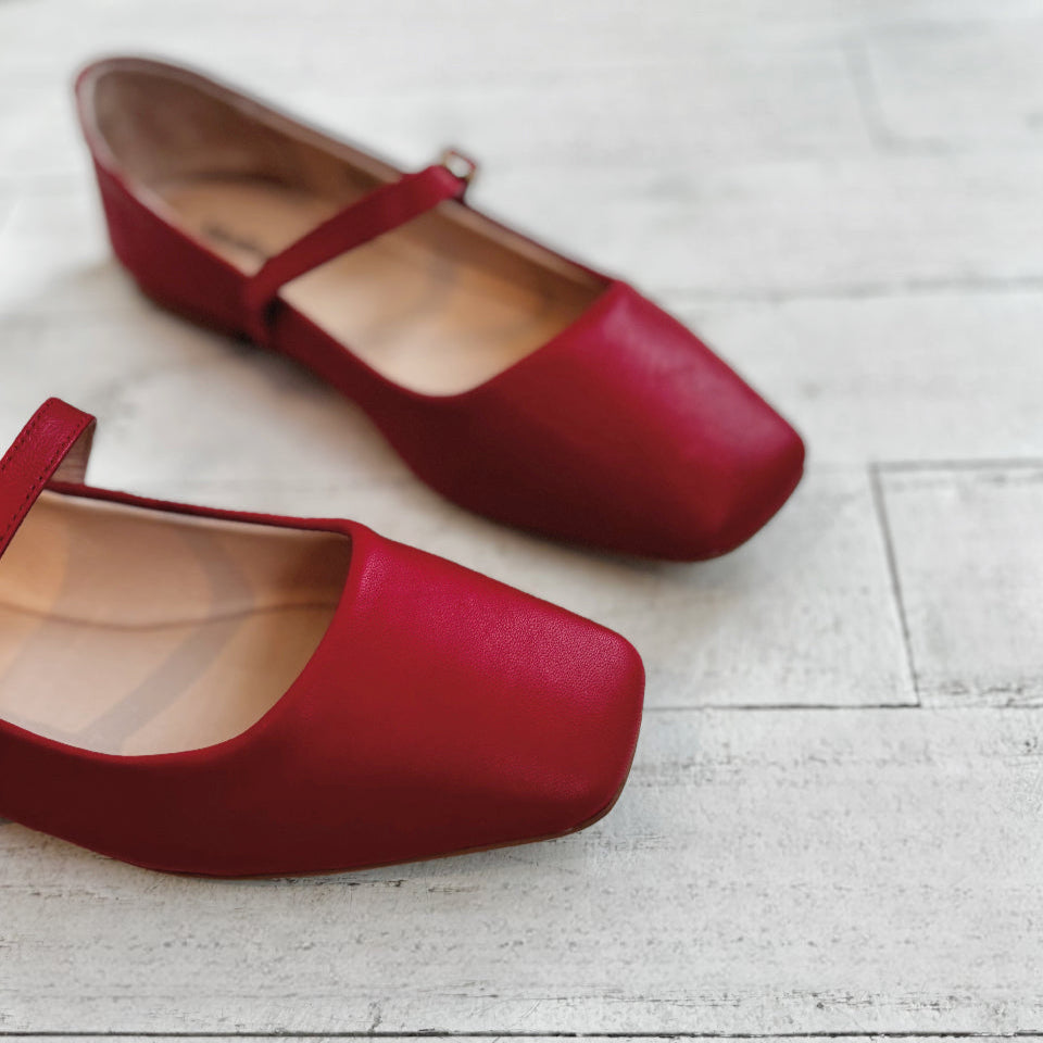 MOLLINI - TOKENA MARY-JANE FLAT IN CHERRY LEATHER