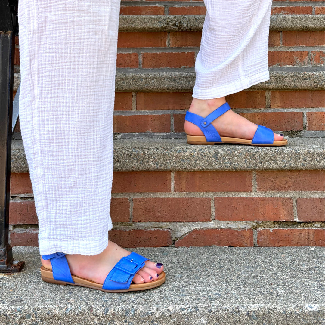 MIZ MOOZ - TATUM SANDAL IN BLUE LEATHER