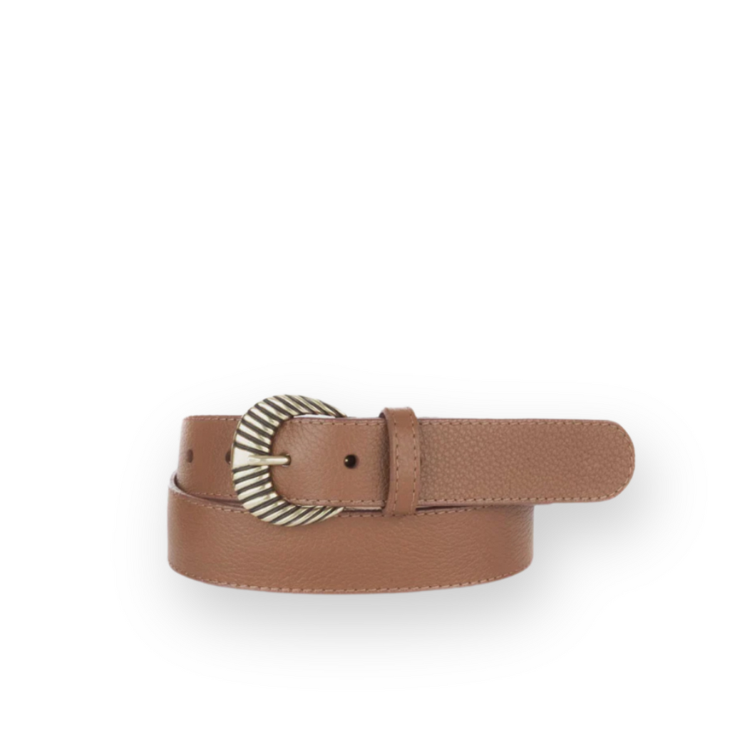 BRAVE LEATHER - WOMEN'S LISETTE BELT IN SPICE LEATHER/GOLD