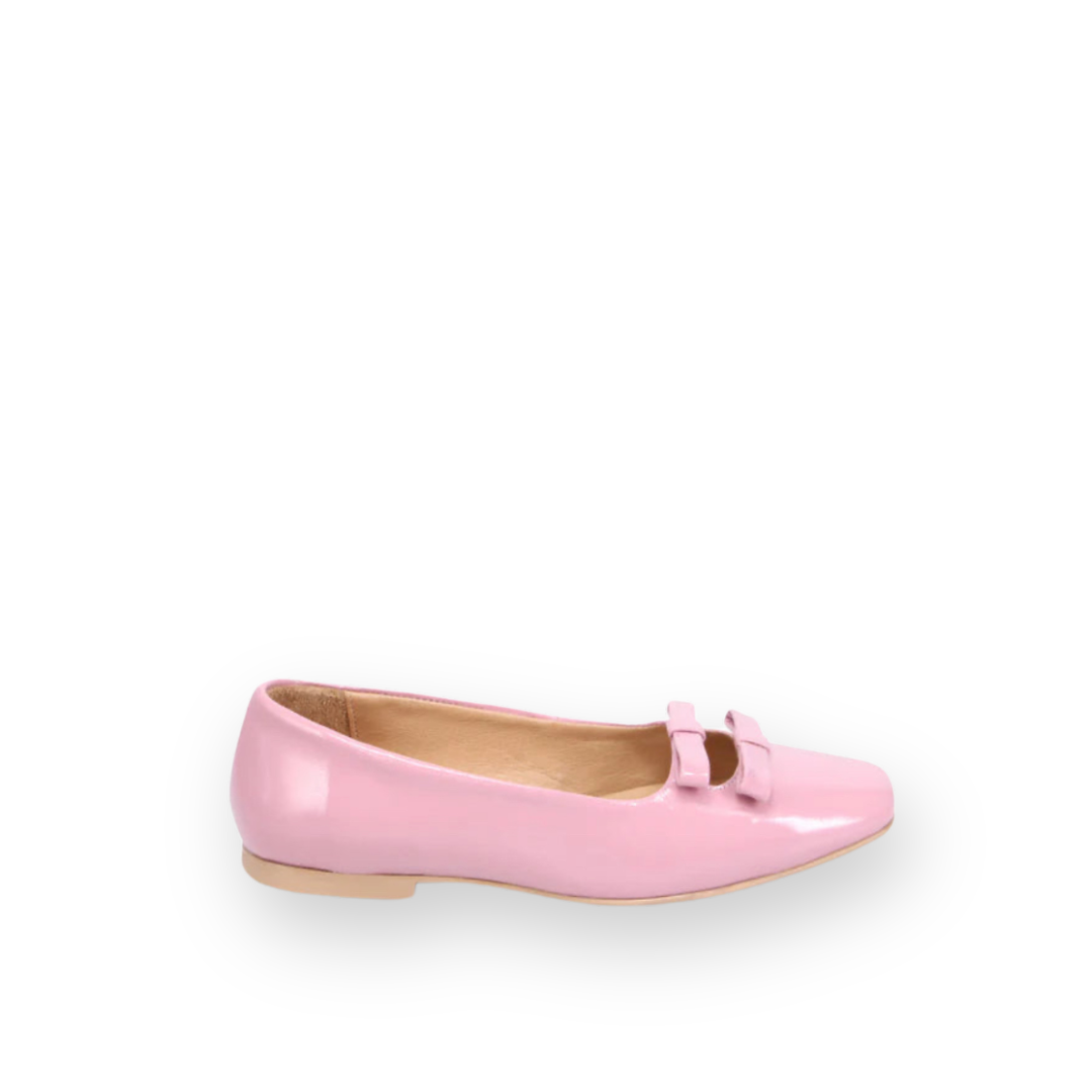 BUENO - ELOISE FLAT IN LILAC PATENT LEATHER