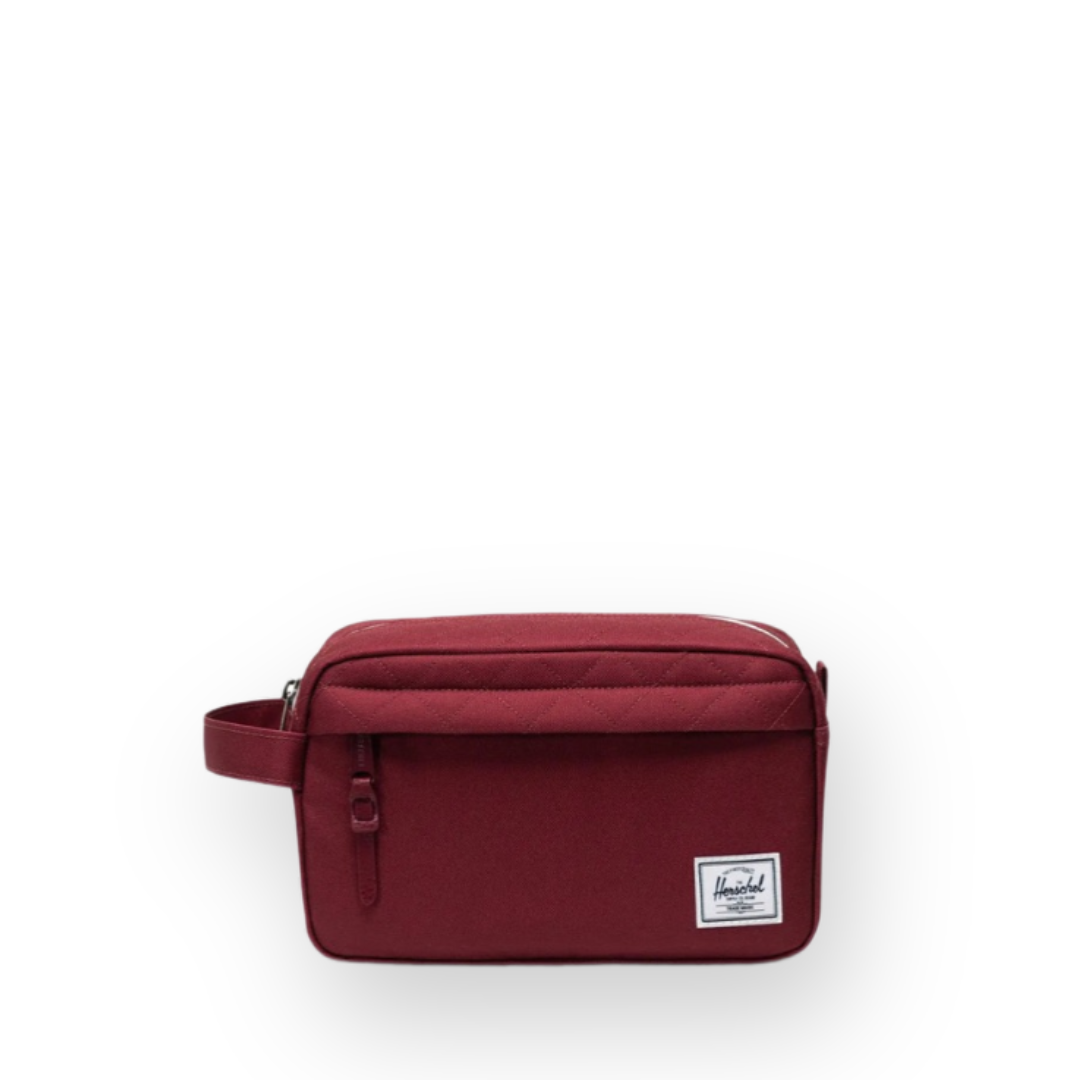 HERSCHEL CHAPTER TRAVEL KIT IN OXBLOOD RED QUILTED the Urban Shoe Myth