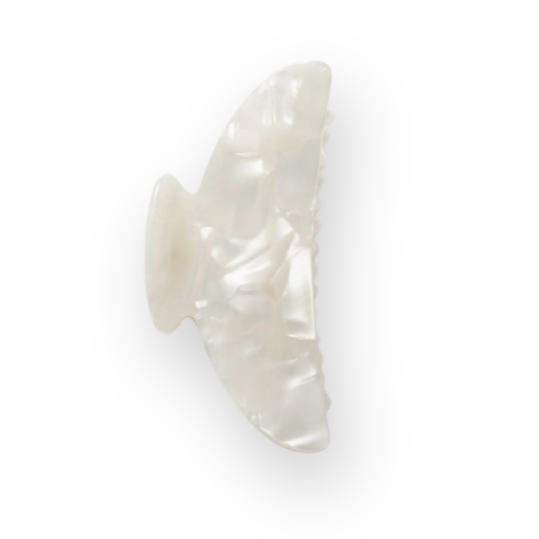 MACHETE - MIDI HEIRLOOM CLAW IN WHITE SHELL