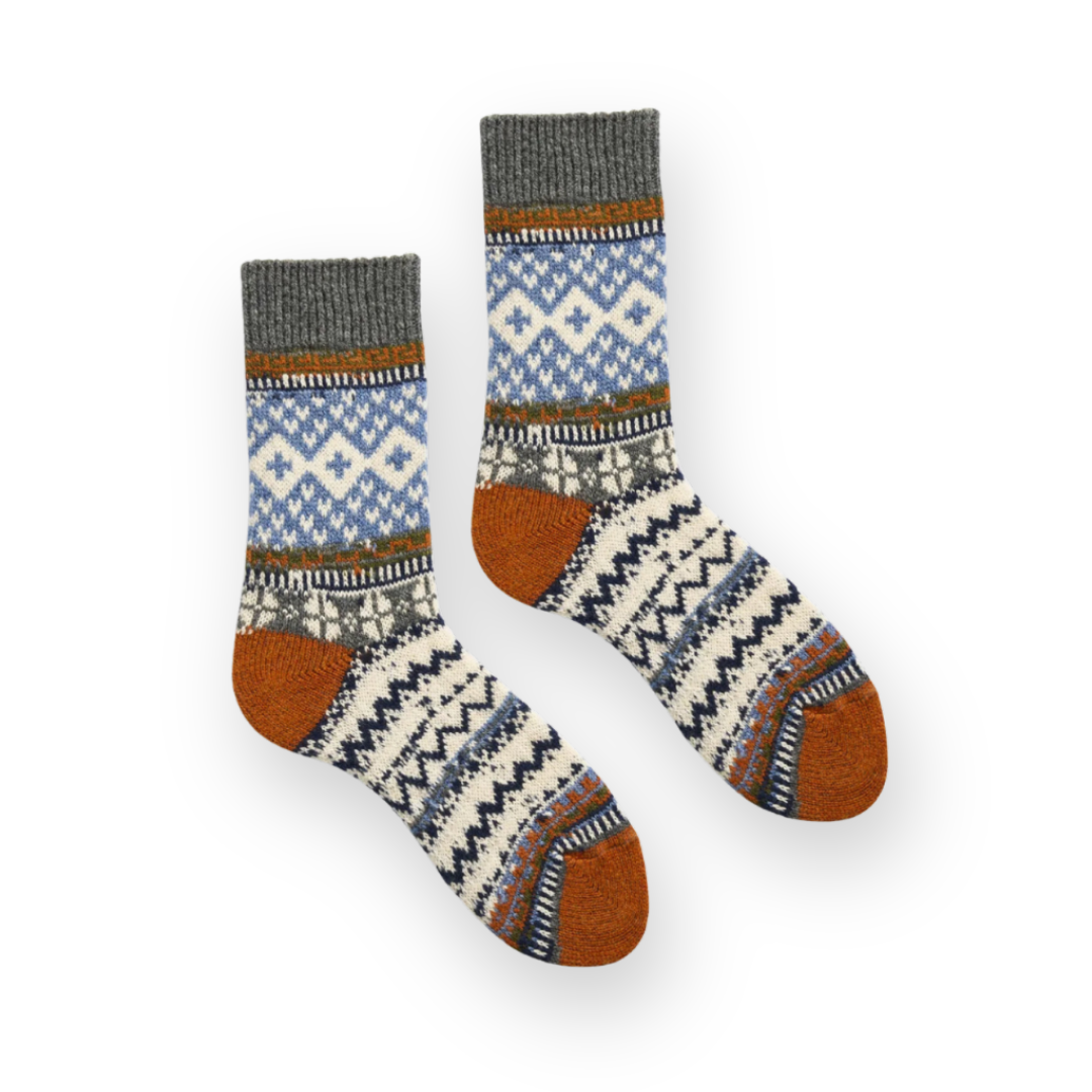 LISA B. - WOMEN'S FAIRILSE WOOL CREW SOCK IN PUMPKIN CASHMERE