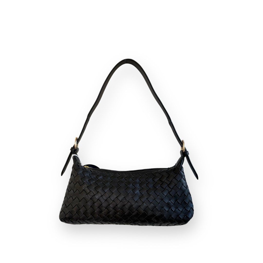 RISA - RHEA WOVEN SHOULDER BAG IN BLACK LEATHER