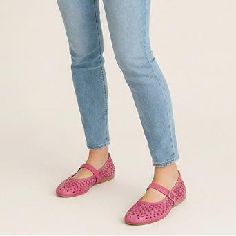 BUENO - KEHLANI MARY-JANE FLAT IN BUBBLEGUM LEATHER