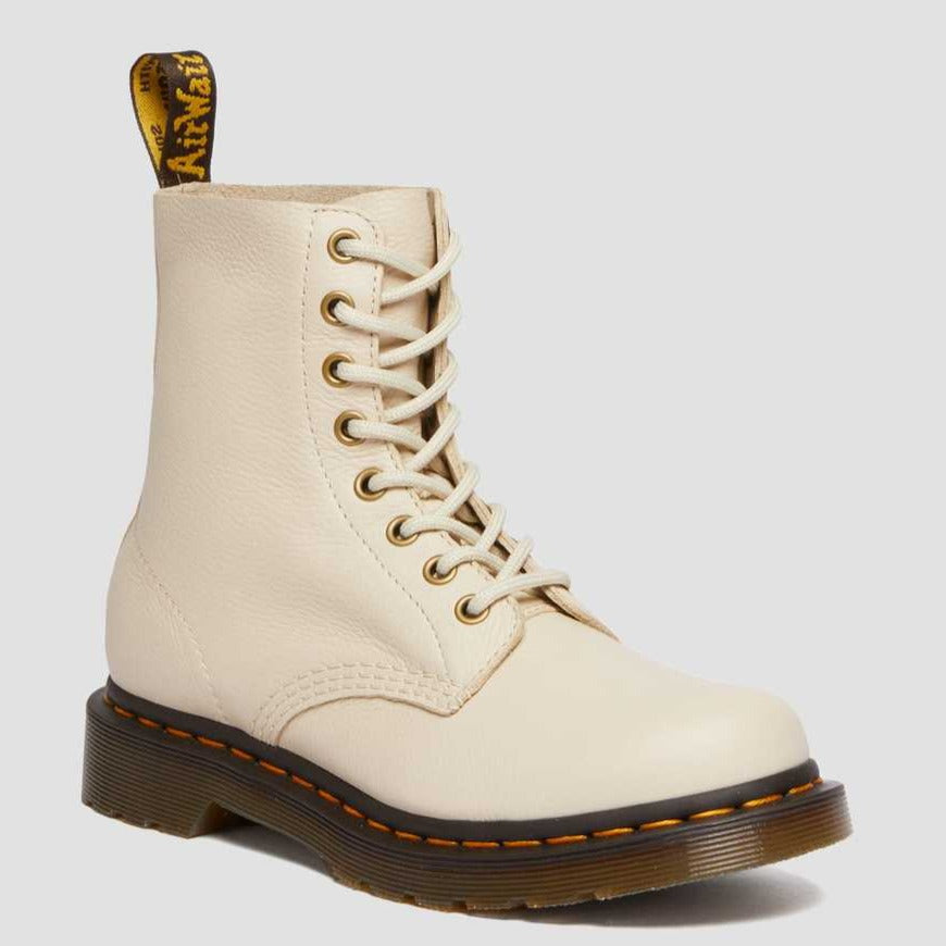 DR. MARTENS - 1460 PASCAL WOMENS BOOT IN PARCHMENT BEIGE