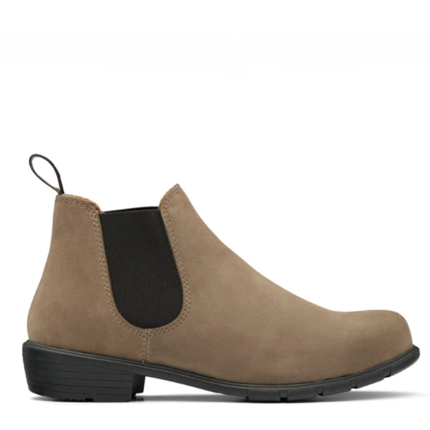 Low heel boots for 2025 women