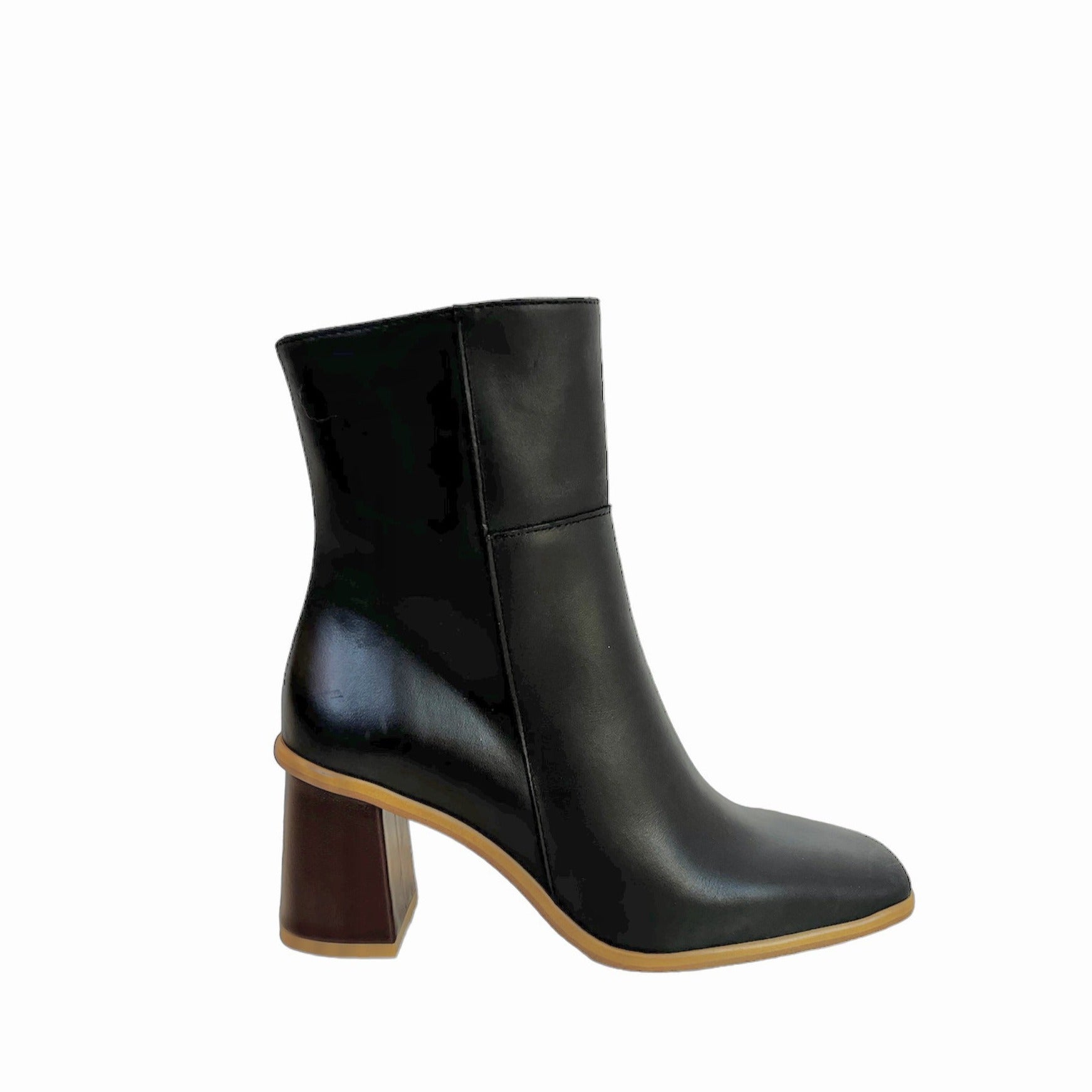ALOHAS - WEST BOOT IN BLACK LEATHER