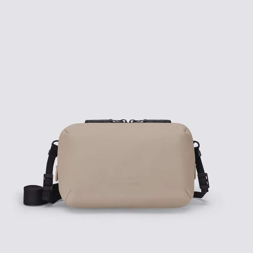 UCON ACROBATICS - ANDO BAG IN NUDE