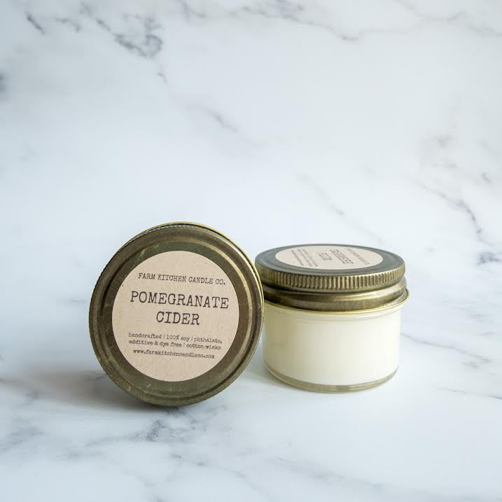 FARM KITCHEN CANDLE CO - MINI SOY CANDLE IN POMEGRANATE CIDER